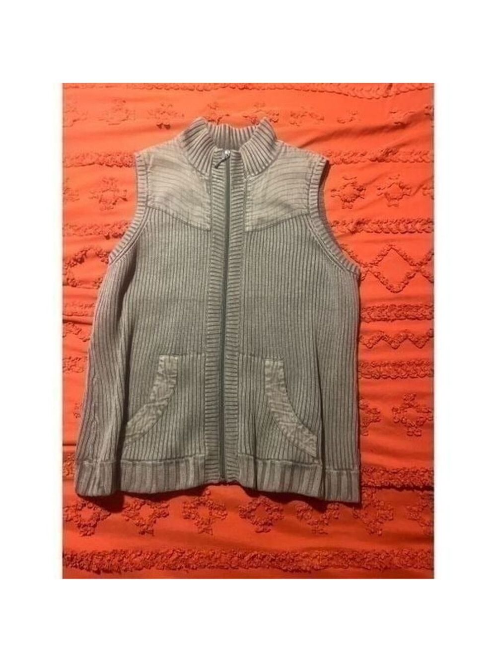 Woolrich army green vest. Woman's 2xl zip up